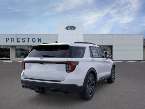 New 2026 Ford Explorer ST-Line image 8
