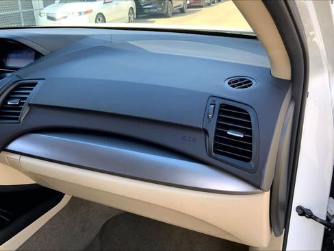 Used 2017 Acura RDX image 16