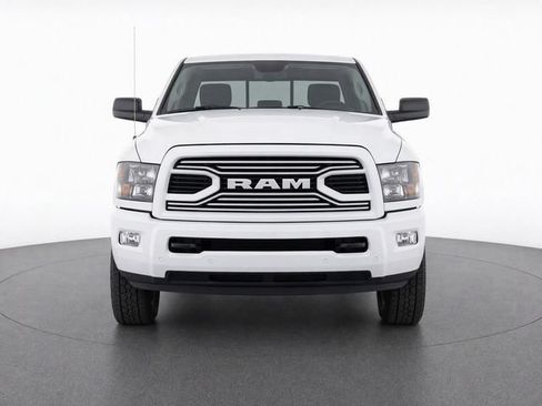 Used 2018 RAM 2500 Big Horn w/ Sport Appearance Group AWD/4WD image 6