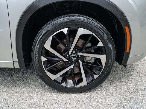 Used 2024 Mitsubishi Outlander SEL FWD image 11
