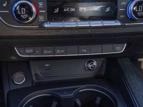 Used 2019 Audi A4 2.0T Premium image 20