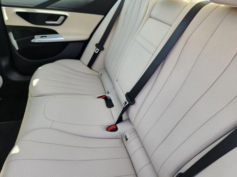New 2026 Mercedes-Benz E 350 4MATIC Sedan image 12