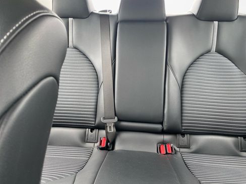 Used 2021 Toyota Camry SE w/ Convenience Package FWD image 15