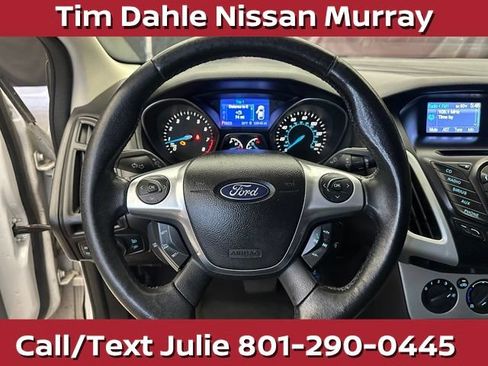 Used 2013 Ford Focus SE FWD image 23
