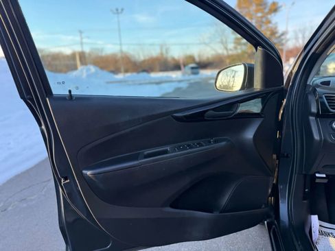 Used 2021 Chevrolet Spark LT image 8