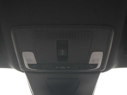 Used 2025 Honda Civic Sport image 24