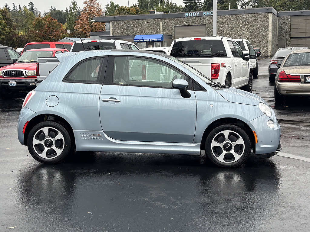 Used 2015 FIAT 500 e FWD image 4