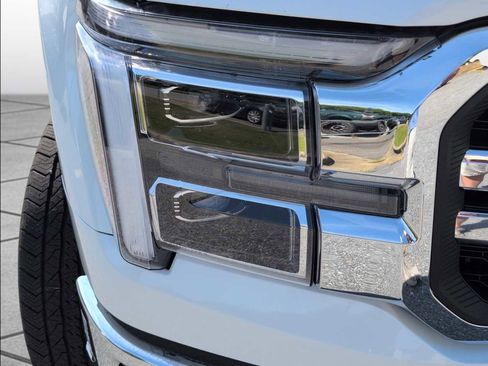 New 2025 Ford F150 Lariat w/ Equipment Group 502A High image 14