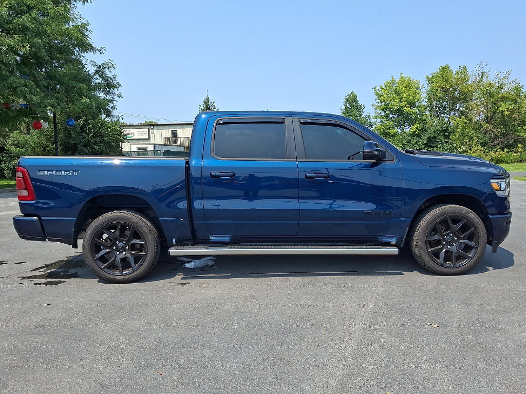 Used 2023 RAM 1500 Laramie AWD/4WD image 7