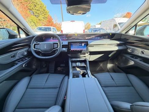 New 2026 Lincoln Nautilus Reserve image 10