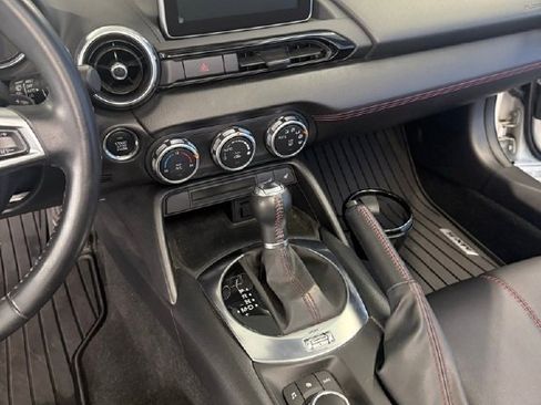 Used 2016 MAZDA MX-5 Miata Grand Touring image 14