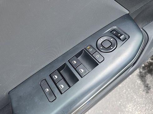 Used 2025 Kia K4 FWD image 8