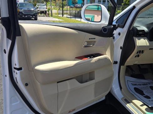 Used 2010 Lexus RX 350 2WD image 6