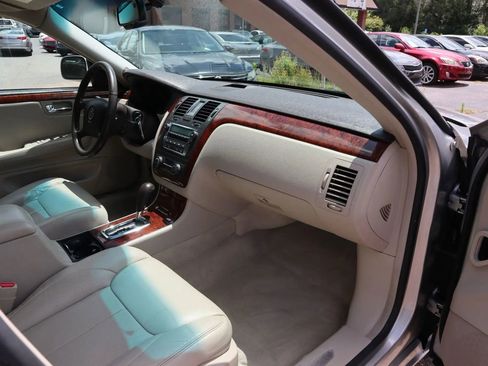 Used 2007 Cadillac DTS Luxury I image 15