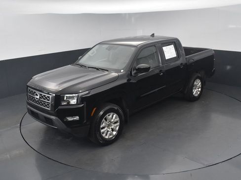 Used 2024 Nissan Frontier SV w/ SV Convenience Package image 18