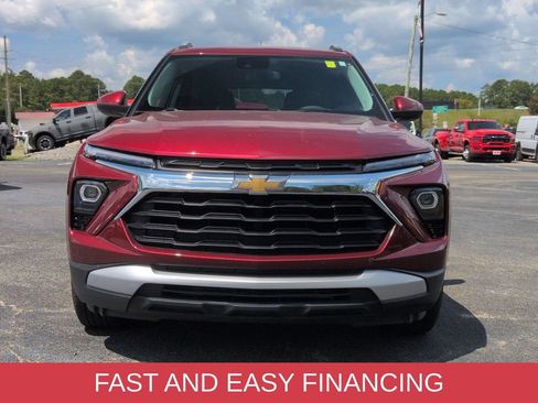 Used 2025 Chevrolet TrailBlazer LT AWD/4WD image 7