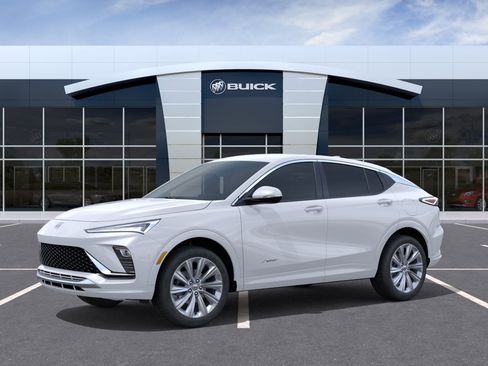 New 2026 Buick Envista Avenir image 2