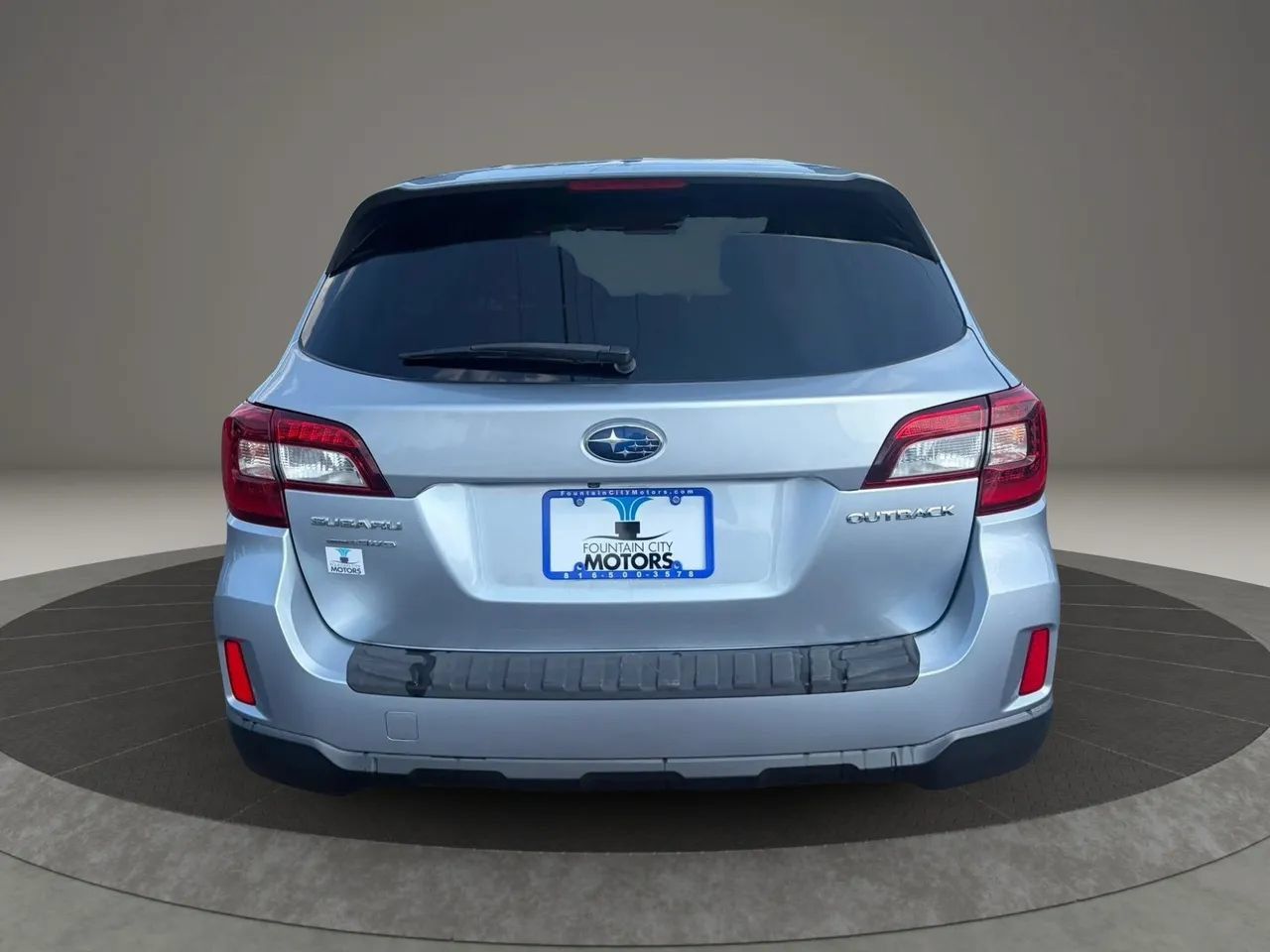 Used 2015 Subaru Outback 2.5i Limited AWD/4WD image 4
