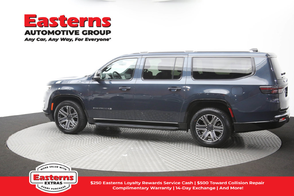 Used 2024 Jeep Wagoneer L Series II w/ Flexible Seating Group RWD image 69