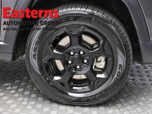 Used 2023 Jeep Compass Trailhawk image 32