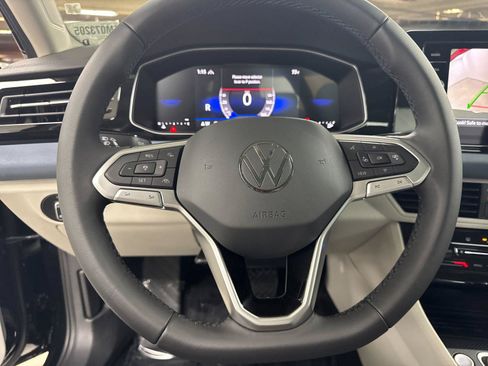 New 2026 Volkswagen Jetta SE FWD image 22