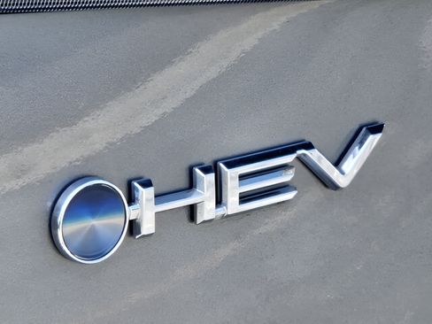 Used 2026 Toyota Highlander Limited AWD/4WD image 29