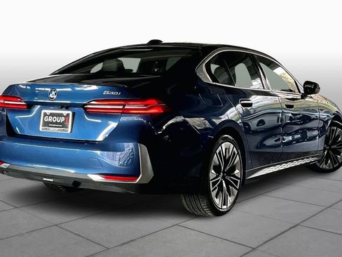Used 2024 BMW 530i image 12