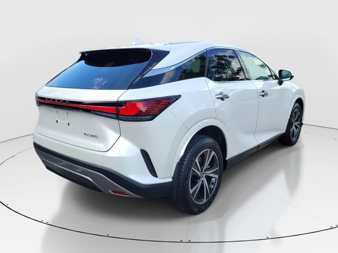 Certified 2024 Lexus RX 350 FWD w/ Technology Package image 6