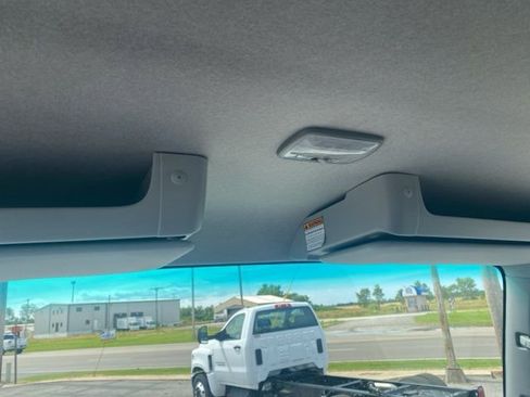 New 2024 Chevrolet Low Cab Forward image 20