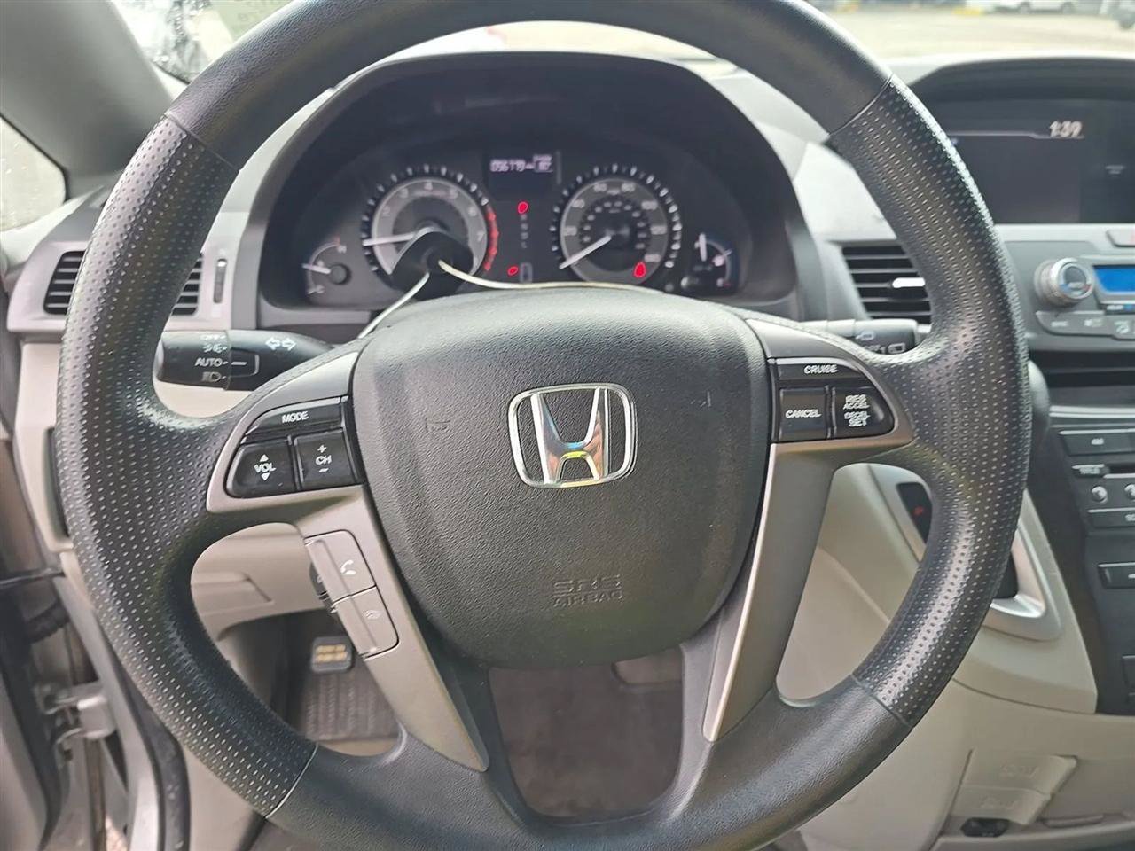 Used 2012 Honda Odyssey EX image 16