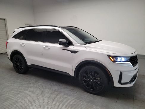 Used 2021 Kia Sorento SX FWD image 11