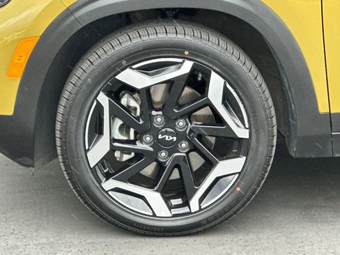 Certified 2024 Kia Seltos SX w/ SX Sunroof Package AWD/4WD image 29