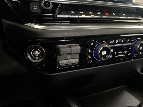 New 2026 Chevrolet Silverado 1500 High Country AWD/4WD image 36