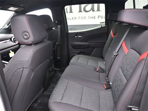 New 2026 Chevrolet Colorado Z71 image 9