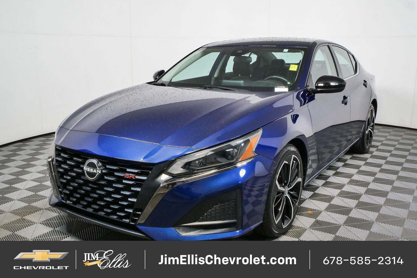 Used 2024 Nissan Altima 2.5 SR FWD image 23