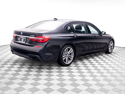 Used 2019 BMW 740i xDrive w/ Executive Package AWD/4WD image 6