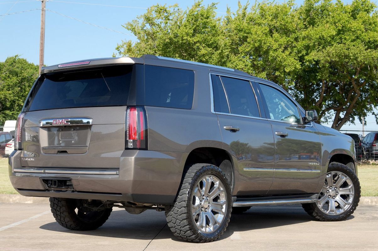 Used 2015 GMC Yukon Denali w/ Open Road Package AWD/4WD image 3