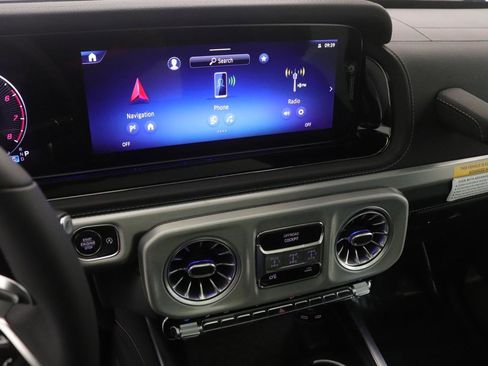 New 2026 Mercedes-Benz G 550 image 5