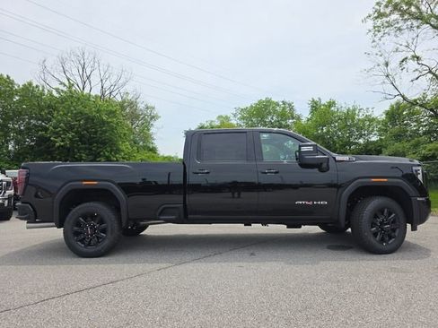 New 2026 GMC Sierra 3500 AT4 w/ AT4 Premium Plus Package AWD/4WD image 17