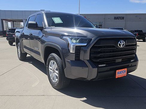Used 2025 Toyota Tundra SR5 AWD/4WD image 4