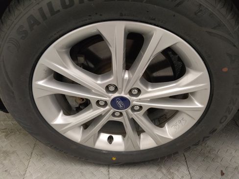 Used 2017 Ford Escape SE AWD/4WD image 31