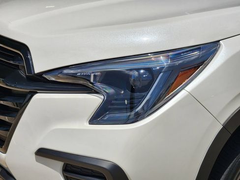 Used 2024 Subaru Ascent Onyx Edition AWD/4WD image 9