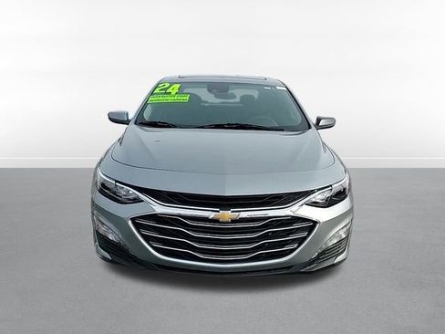 Used 2024 Chevrolet Malibu LT image 2