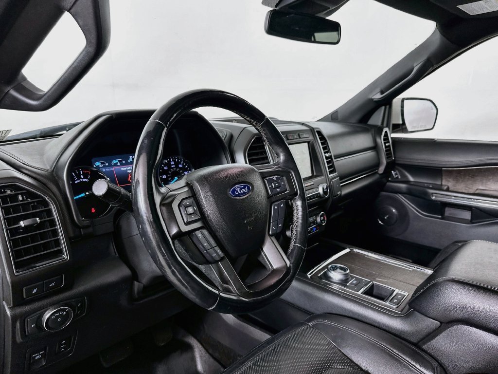 Used 2018 Ford Expedition Max Limited w/ Equipment Group 301A RWD image 10