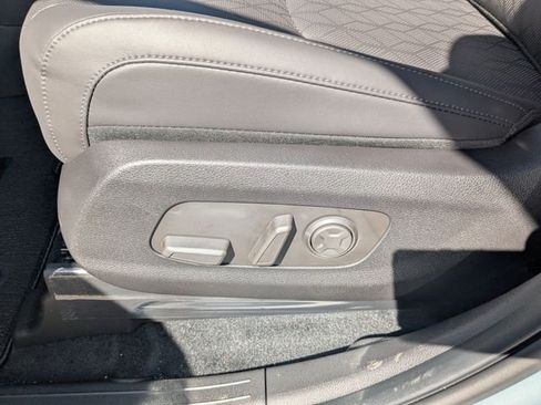 New 2027 Kia Carnival SX FWD image 21