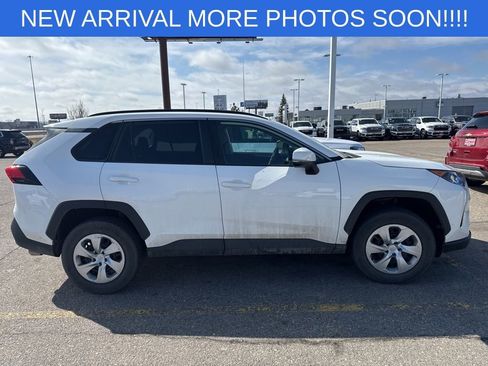 Used 2020 Toyota RAV4 LE w/ All Weather Liner Package AWD/4WD image 9