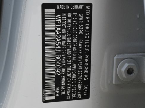 Used 2018 Porsche Macan image 29