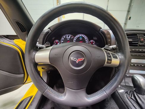 Used 2011 Chevrolet Corvette Grand Sport RWD image 27