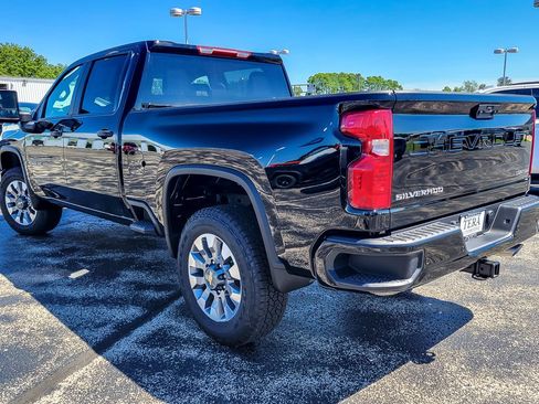 New 2026 Chevrolet Silverado 2500 Custom w/ Custom Value Package AWD/4WD image 7