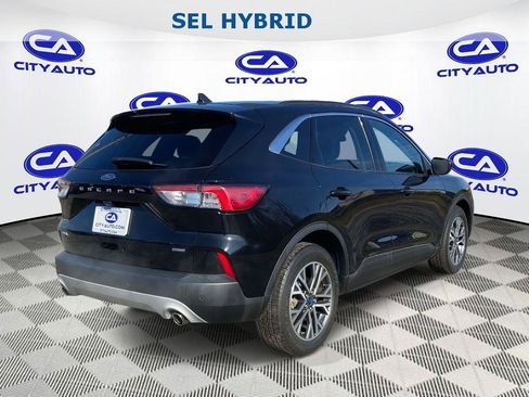 Used 2021 Ford Escape SEL image 3